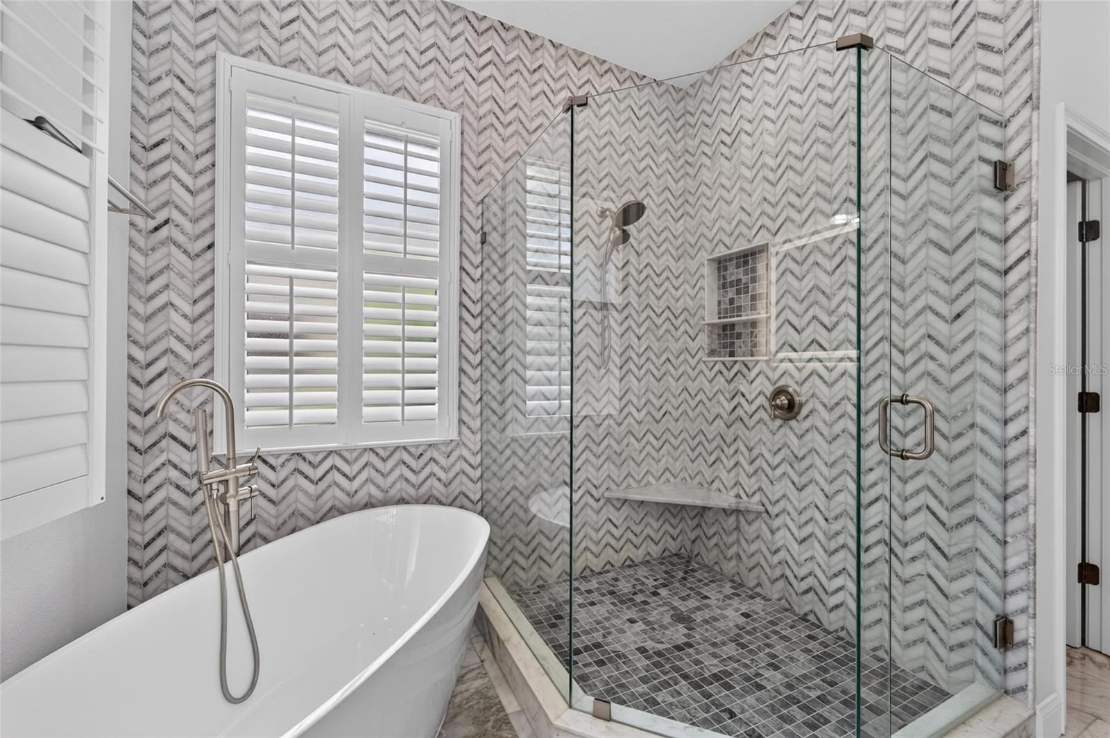 429 Manns Harbor Dr Property Photo 31