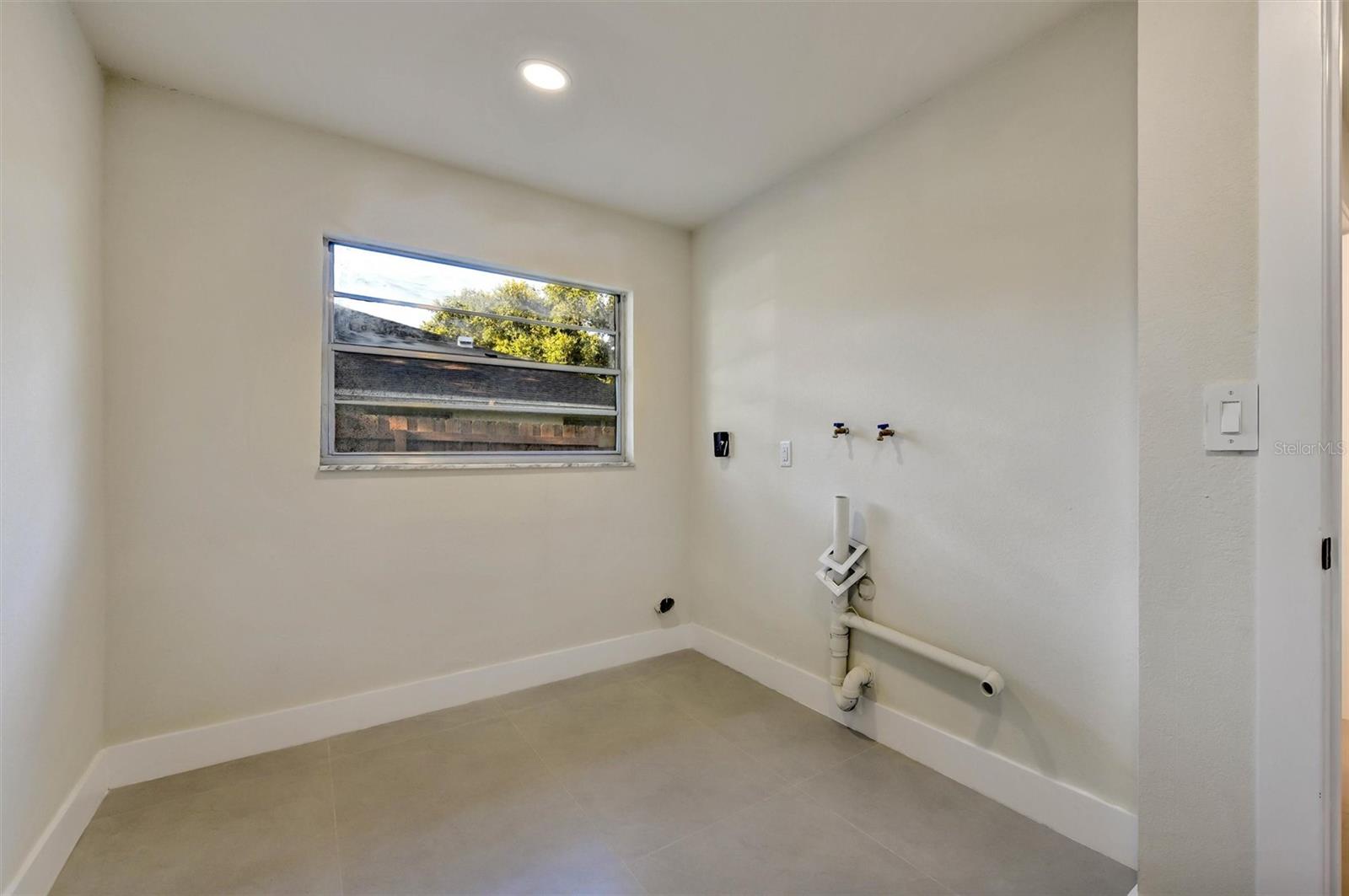 207 Dunbridge Dr Property Photo 30