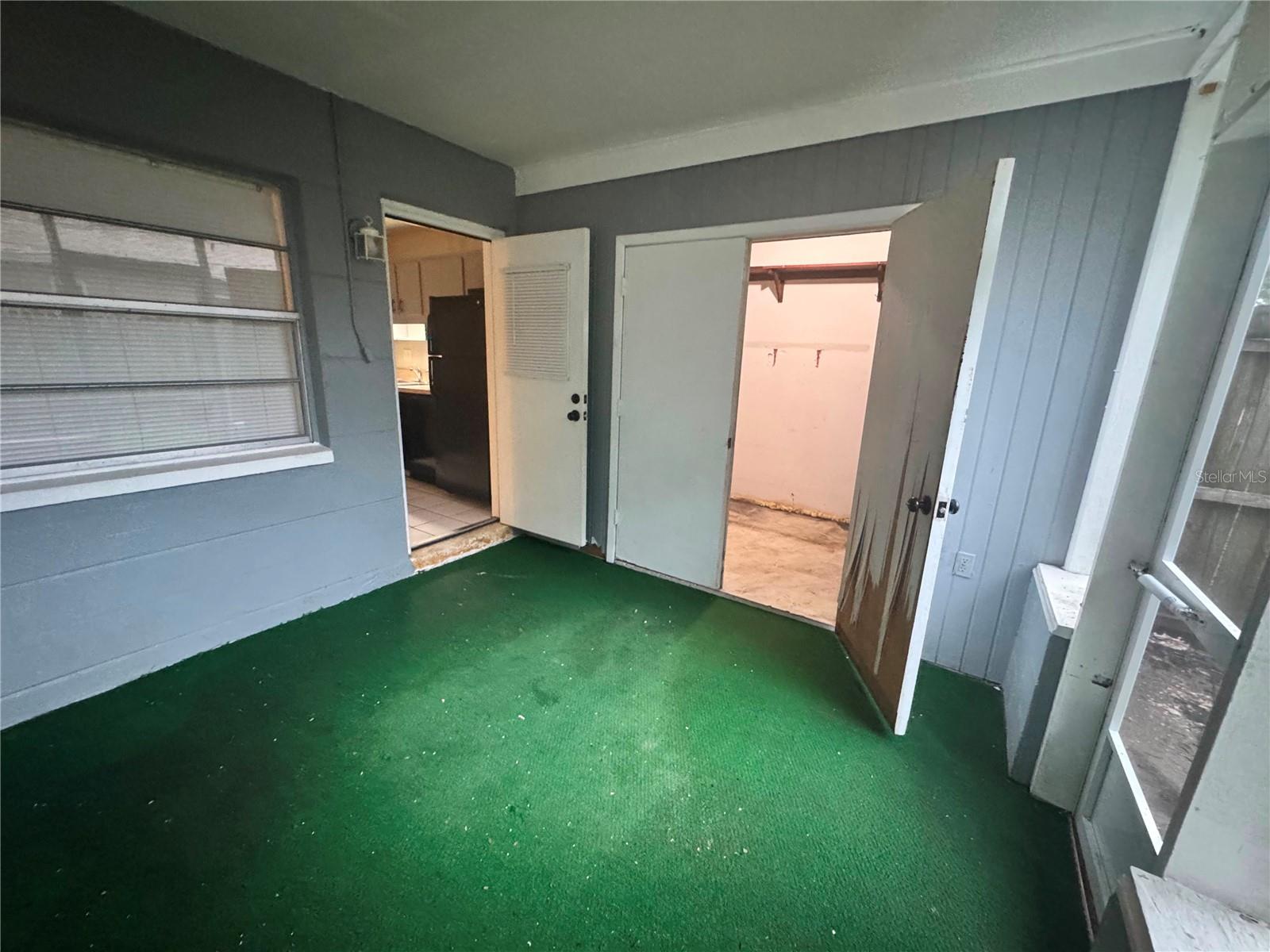 2896 Meadow Lake Ave Property Photo 13