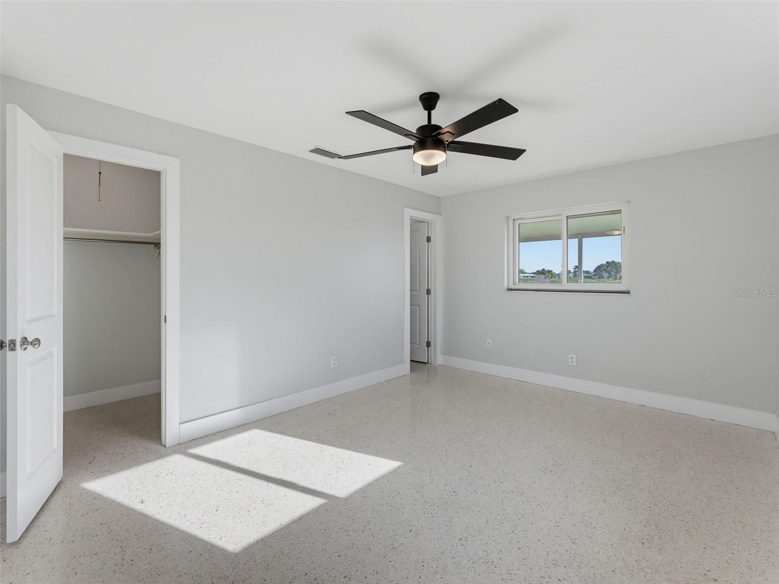 4044 Headsail Dr Property Photo 18