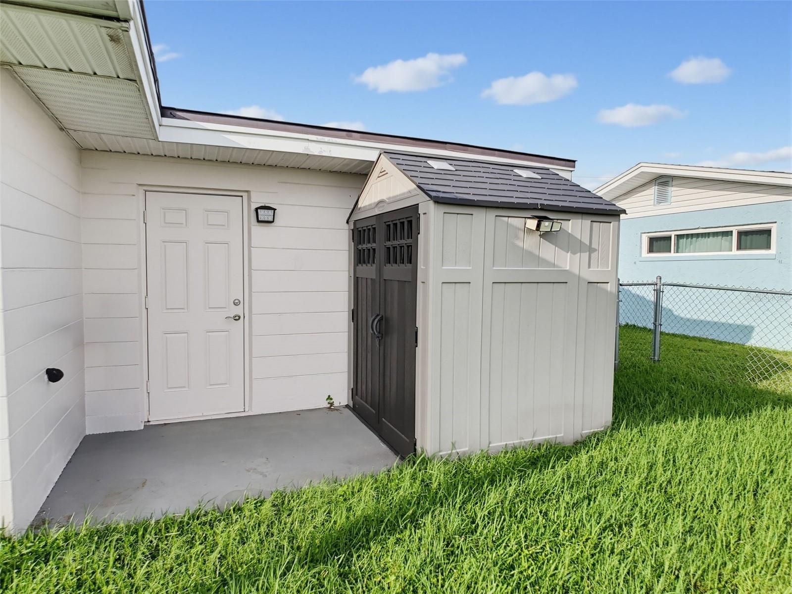 4044 Headsail Dr Property Photo 25