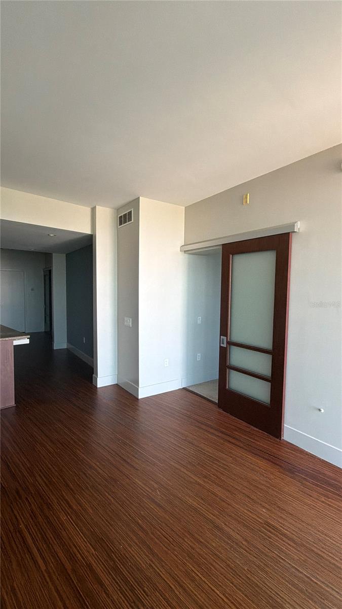 912 Channelside Dr #2505 Property Photo 4