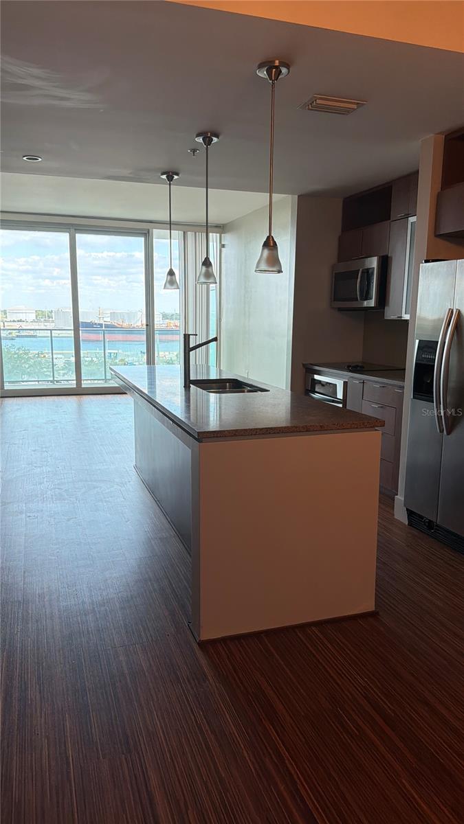 912 Channelside Dr #2505 Property Photo 6