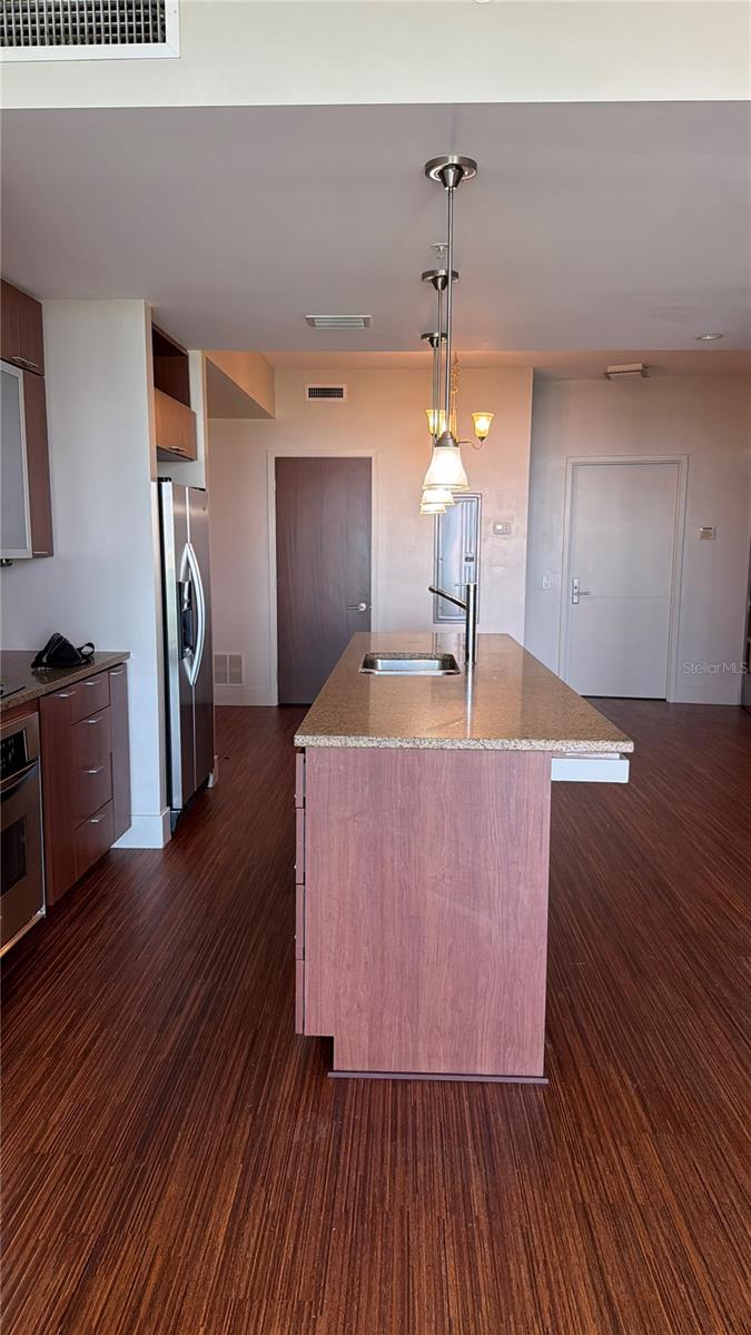 912 Channelside Dr #2505 Property Photo 11