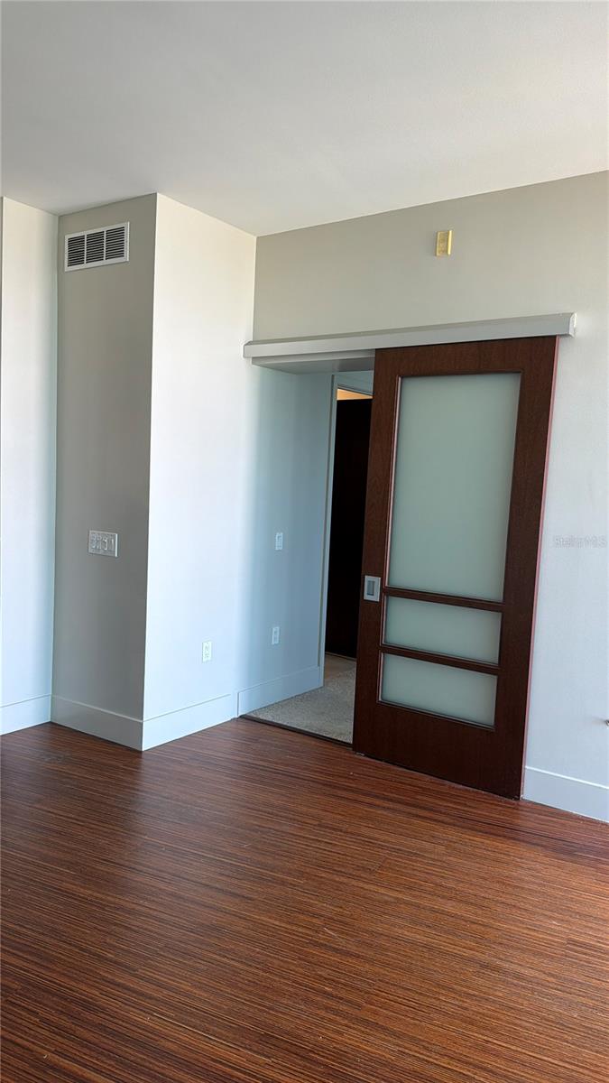 912 Channelside Dr #2505 Property Photo 12