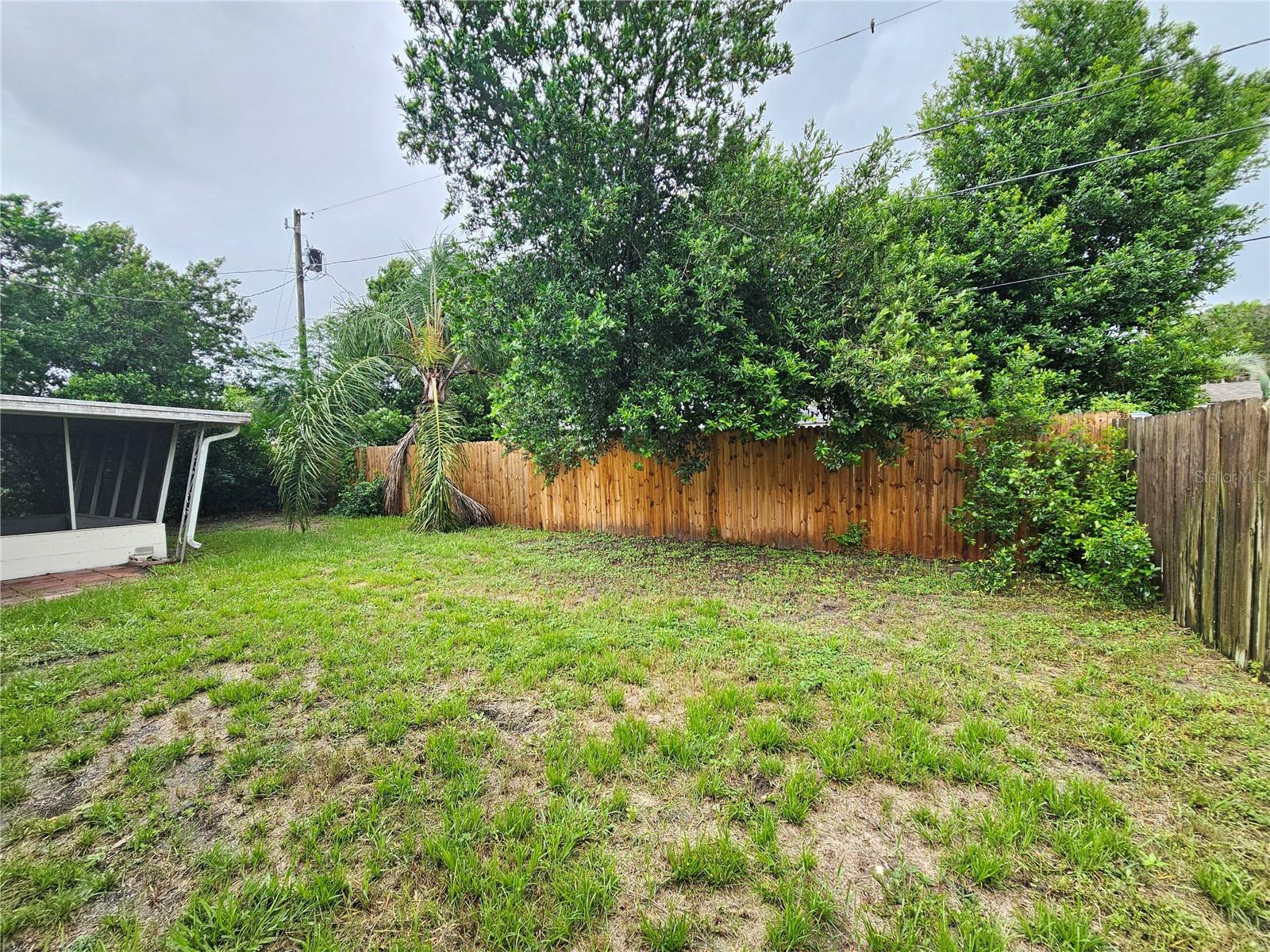 1702 Aqua Ln Property Photo 4