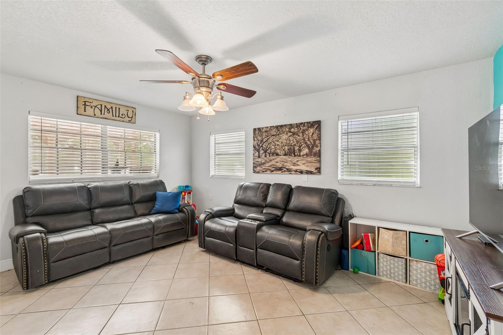 18632 Rosemary Rd Property Photo 7