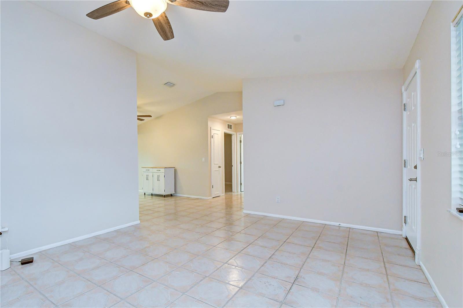 8811 Martinique Ln Property Photo 13