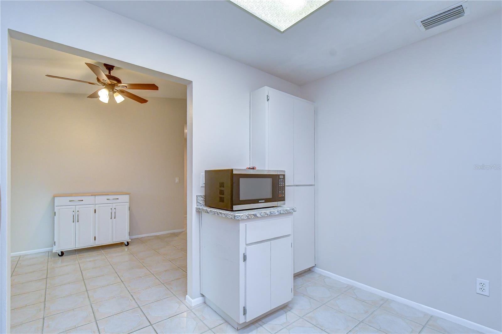 8811 Martinique Ln Property Photo 29