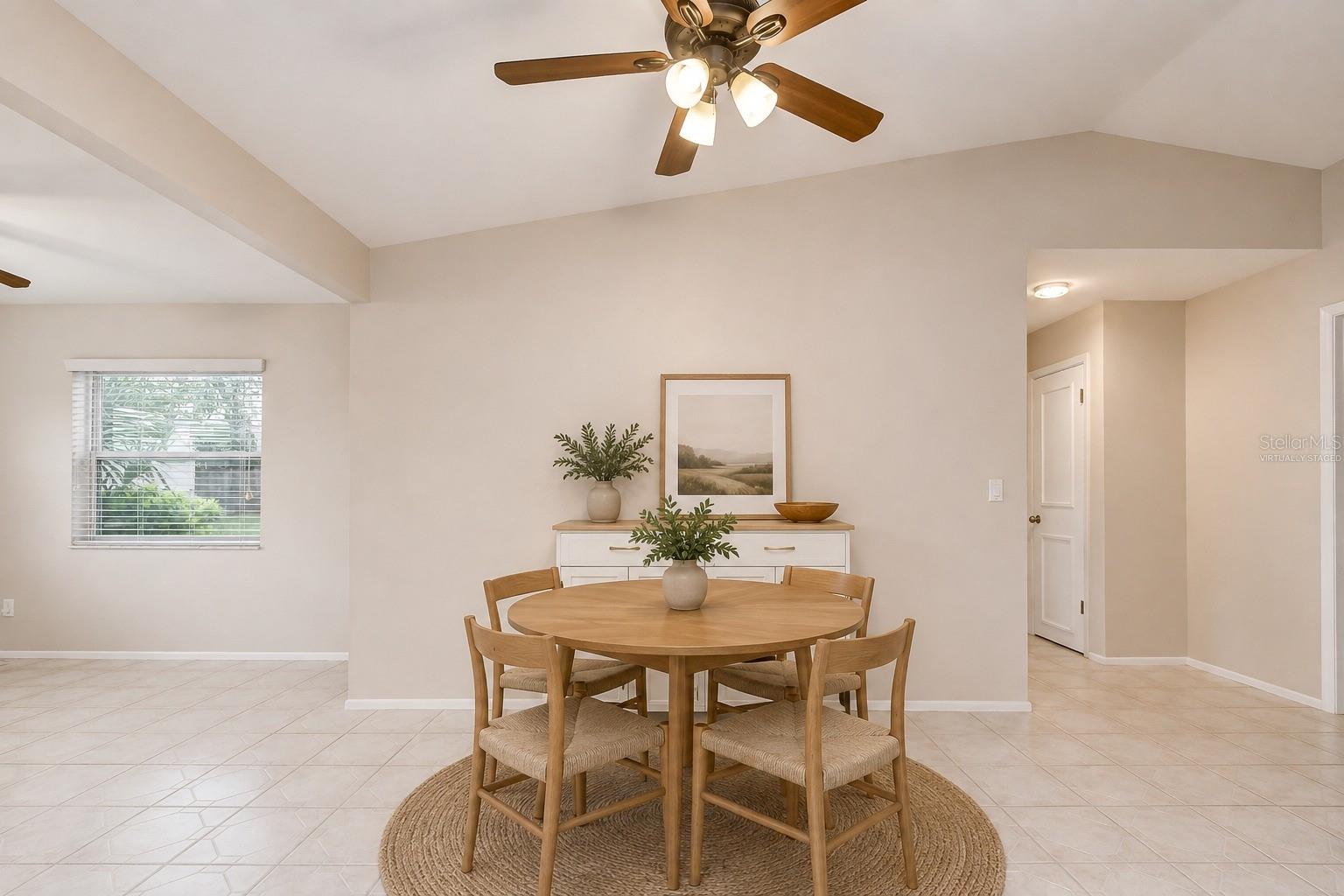 8811 Martinique Ln Property Photo 32