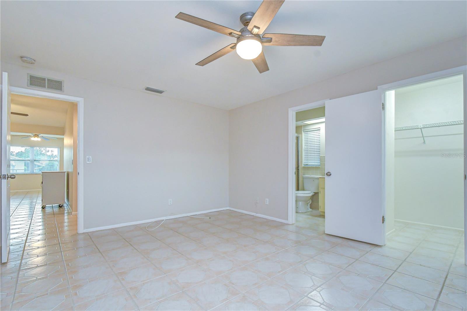 8811 Martinique Ln Property Photo 34