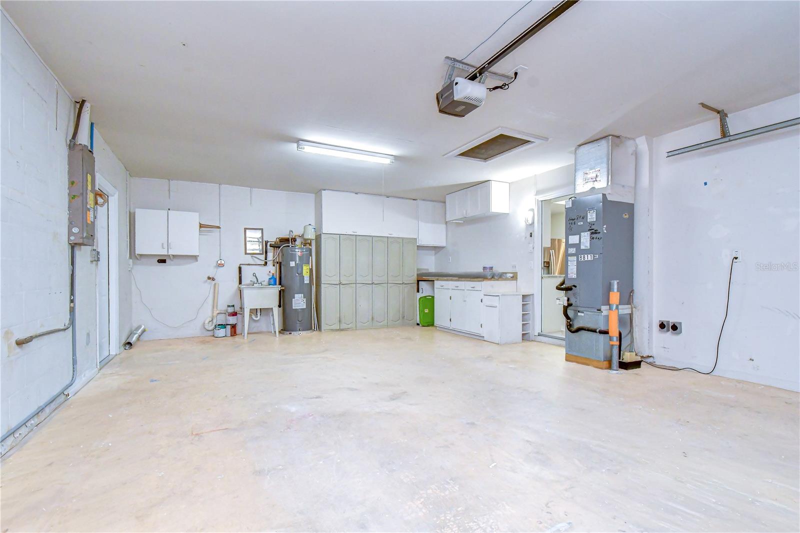 8811 Martinique Ln Property Photo 42
