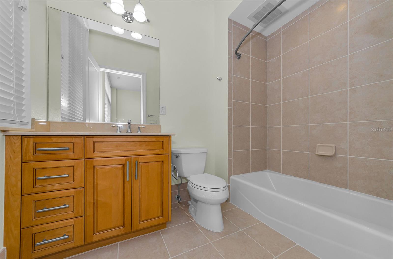 331 Cleveland St #312 Property Photo 27