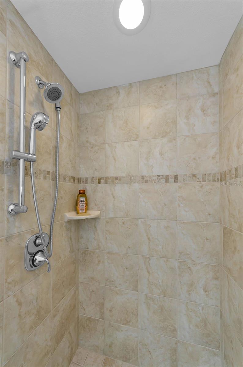 331 Cleveland St #312 Property Photo 39