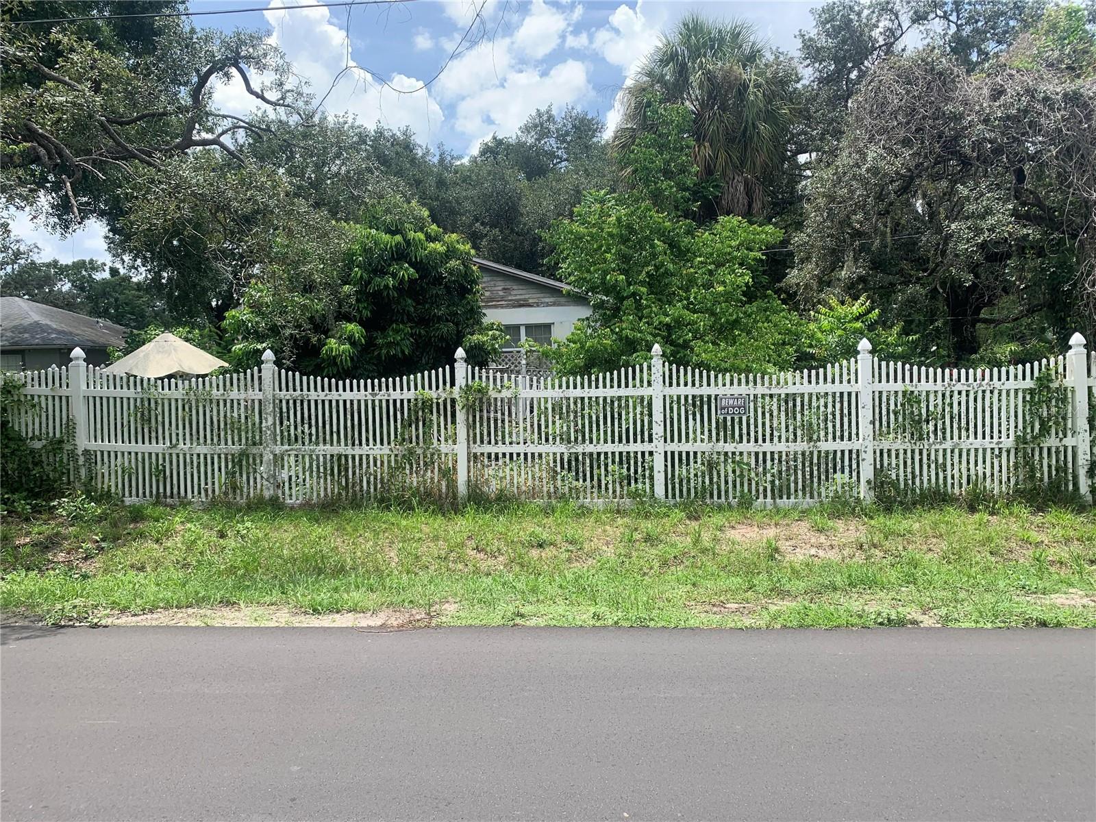 611 S 63rd St Property Photo 1