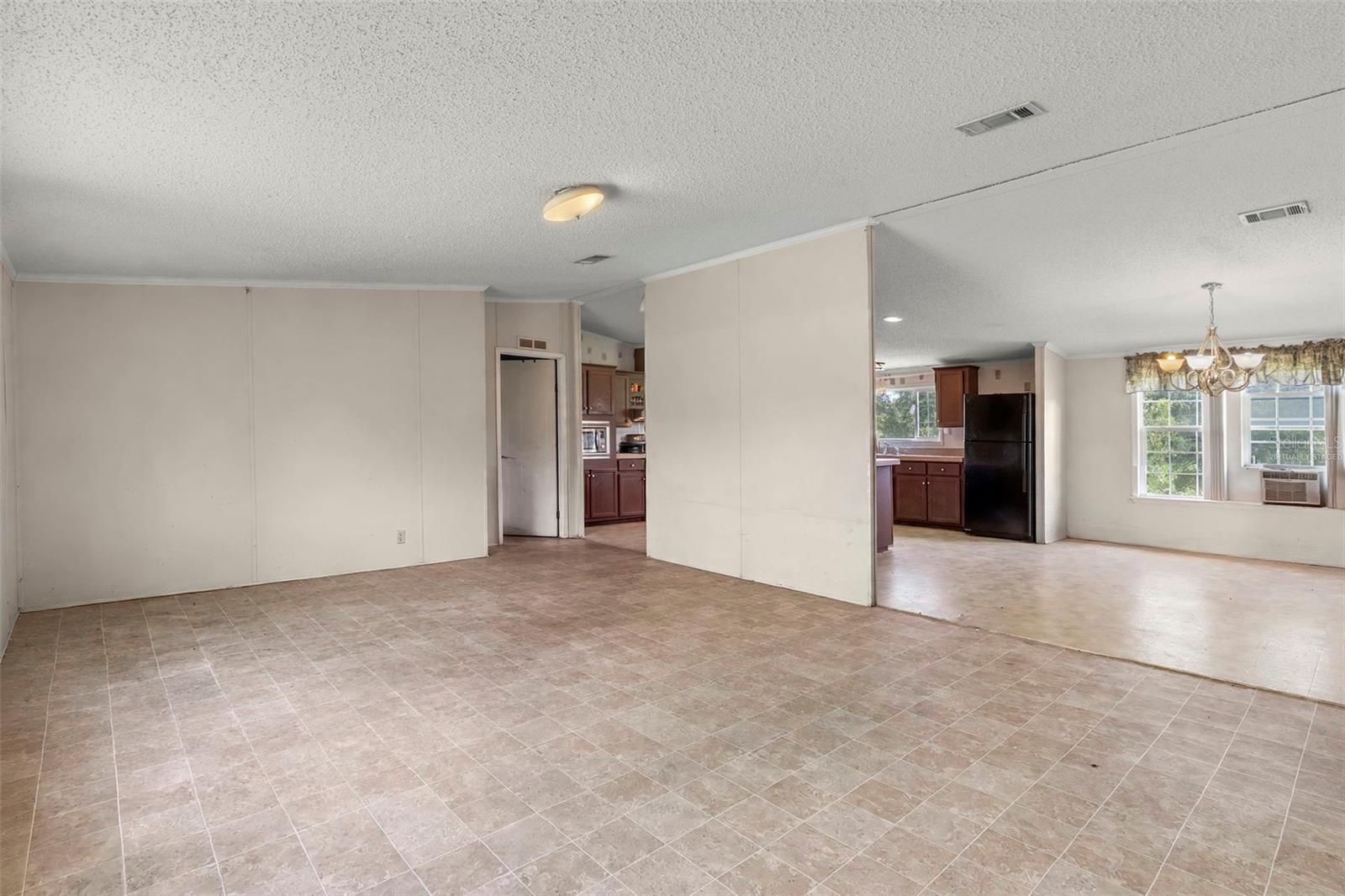 13317 Moon Rd Property Photo 4