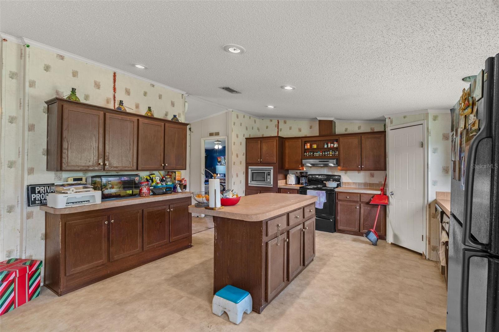13317 Moon Rd Property Photo 9