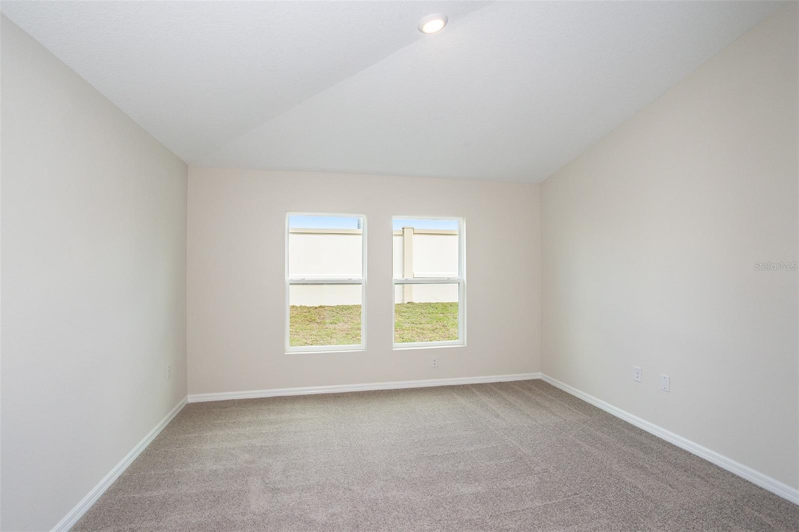 31702 Oyster Trellis Ln Property Photo 4