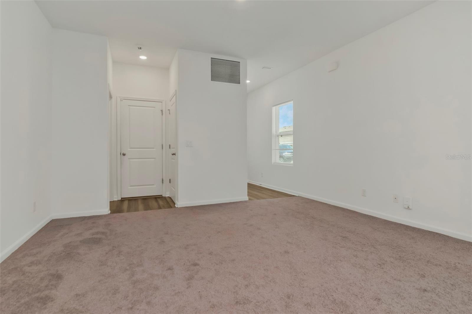 35575 Buttonweed Trl Property Photo 5