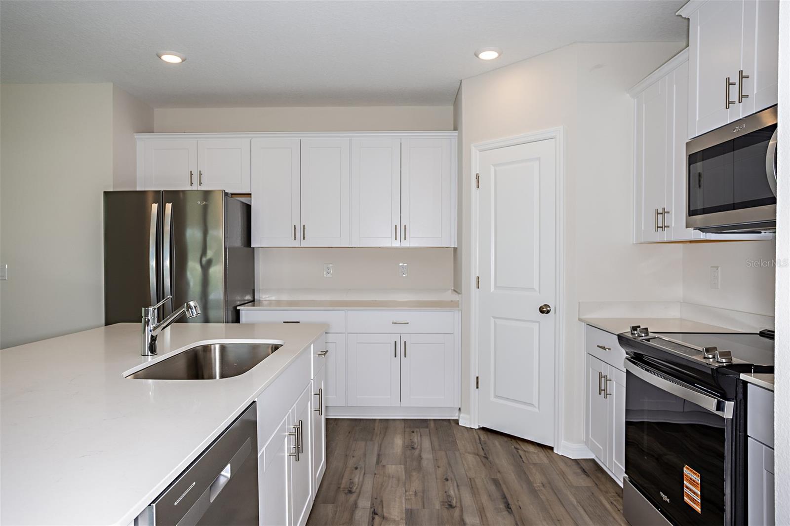 9144 Bent Br Property Photo 8