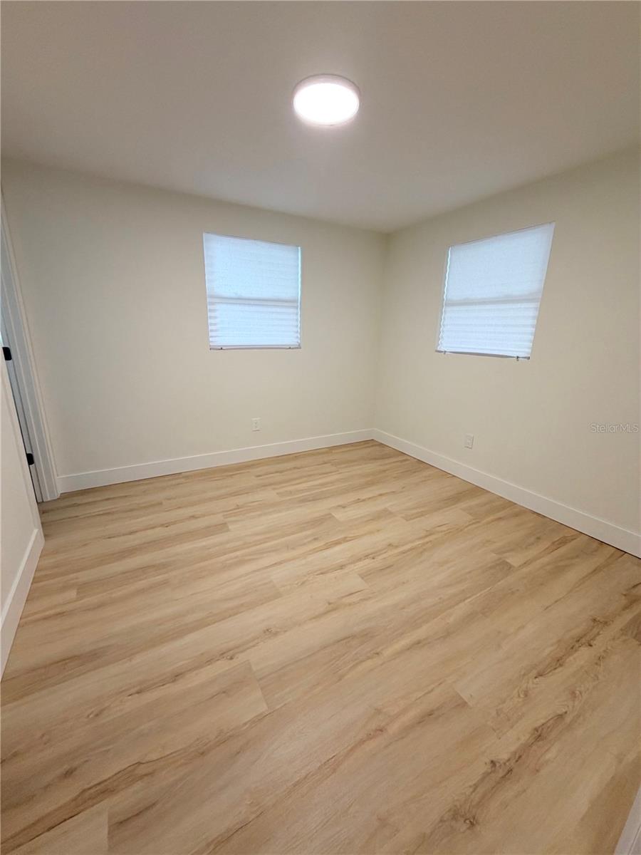 4533 W Fern St Property Photo 16