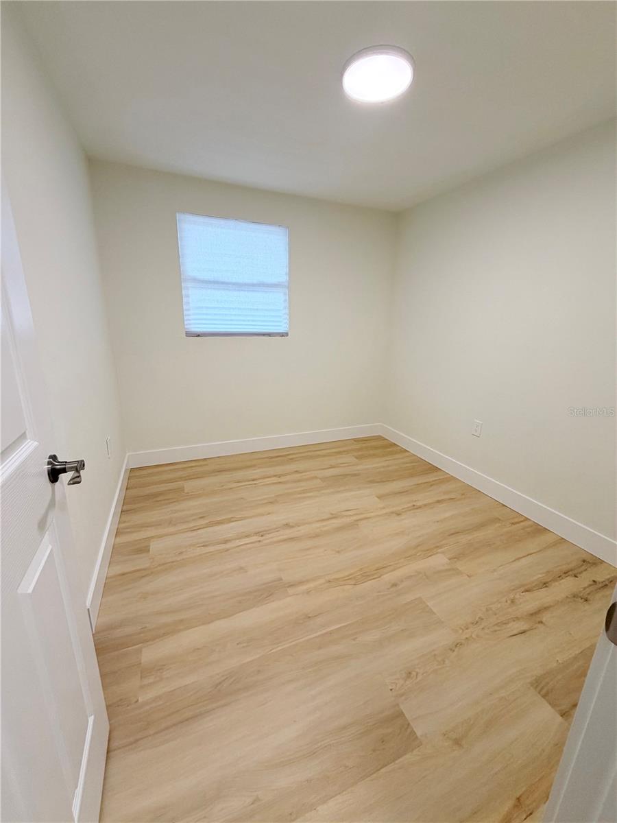 4533 W Fern St Property Photo 19