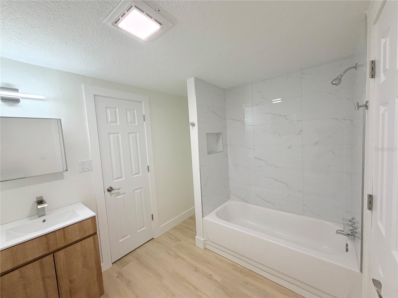 4533 W Fern St Property Photo 25