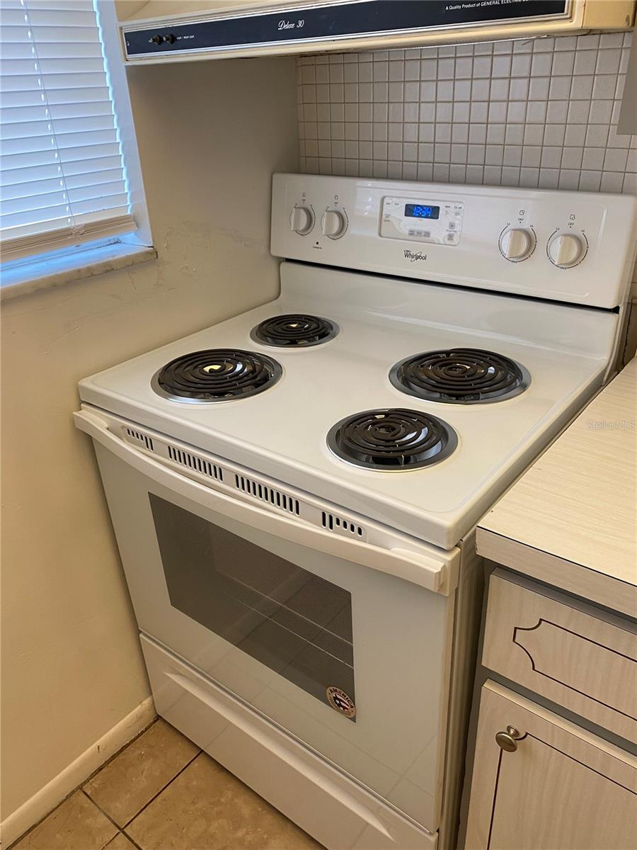 1221 Drew St #a17 Property Photo 16