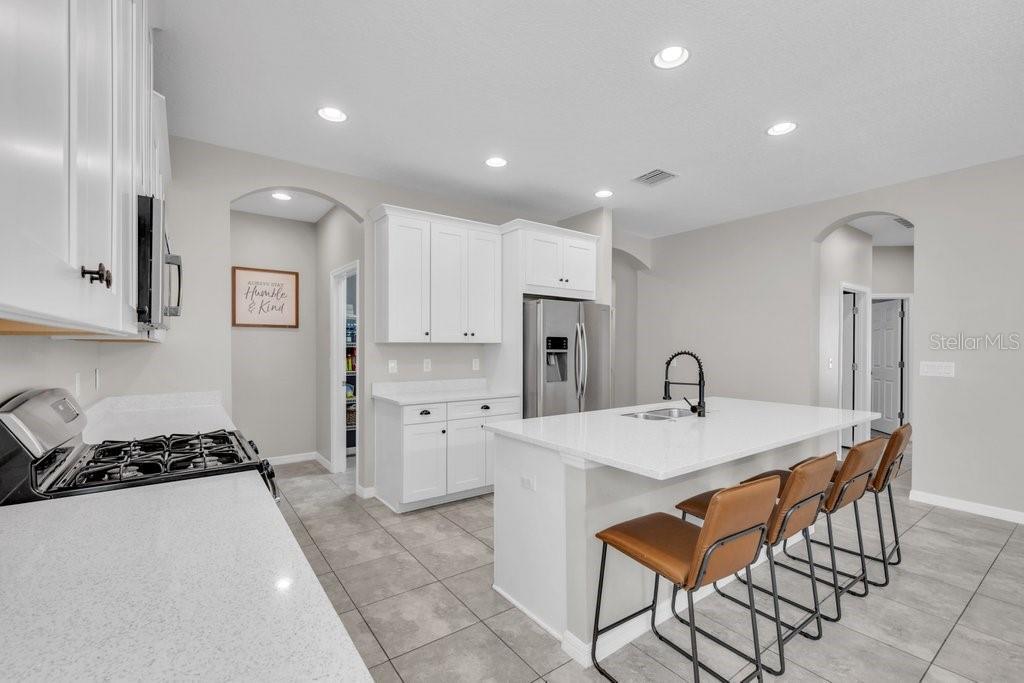 17651 Bright Wheat Dr Property Photo 8