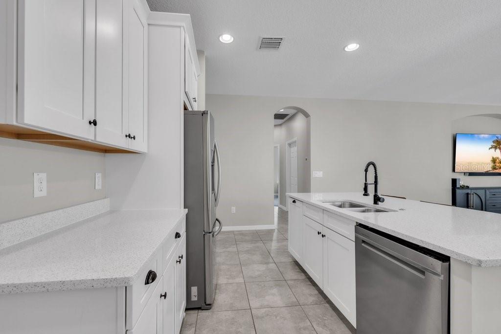 17651 Bright Wheat Dr Property Photo 9