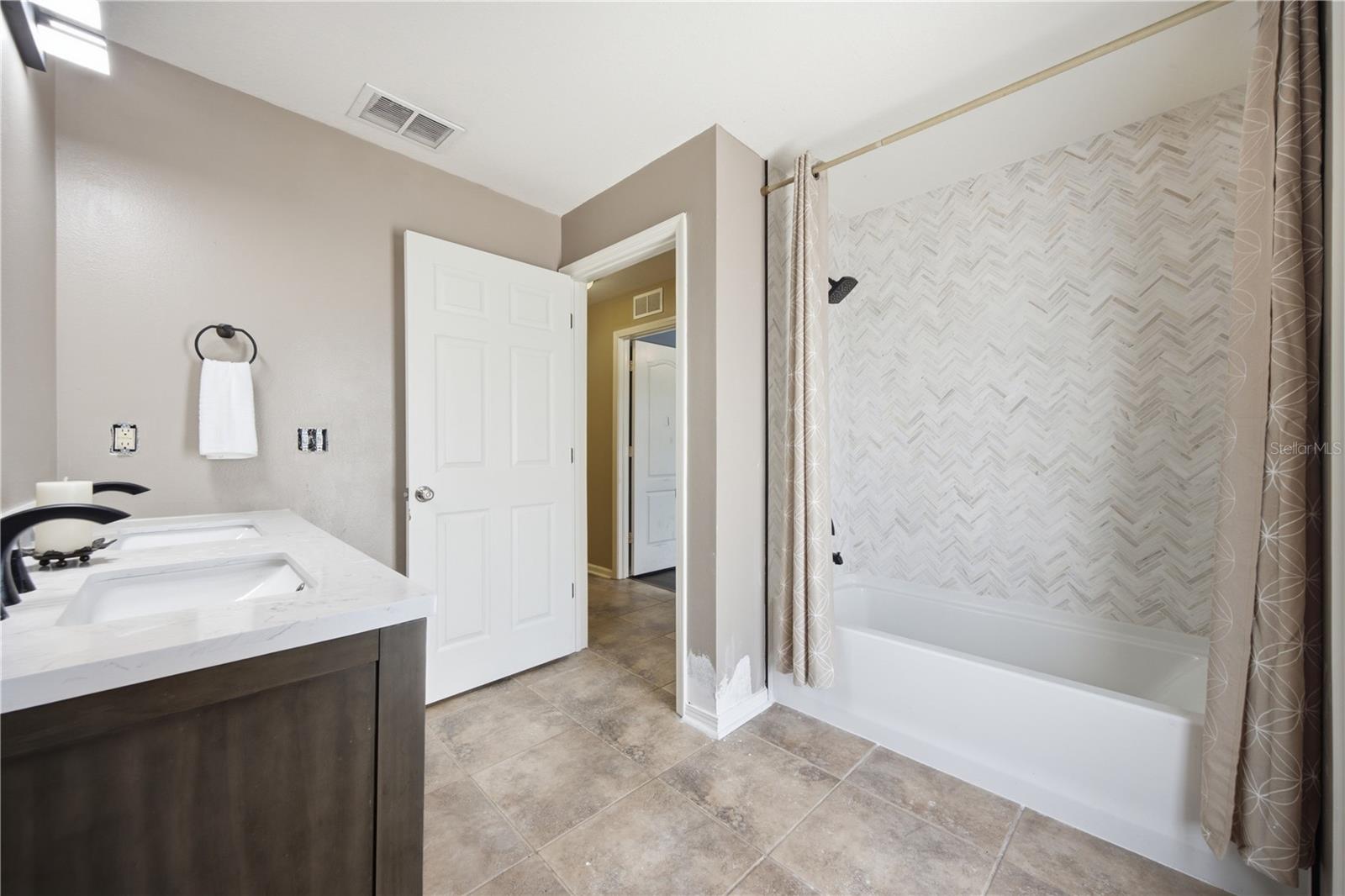 25843 Risen Star Dr Property Photo 27