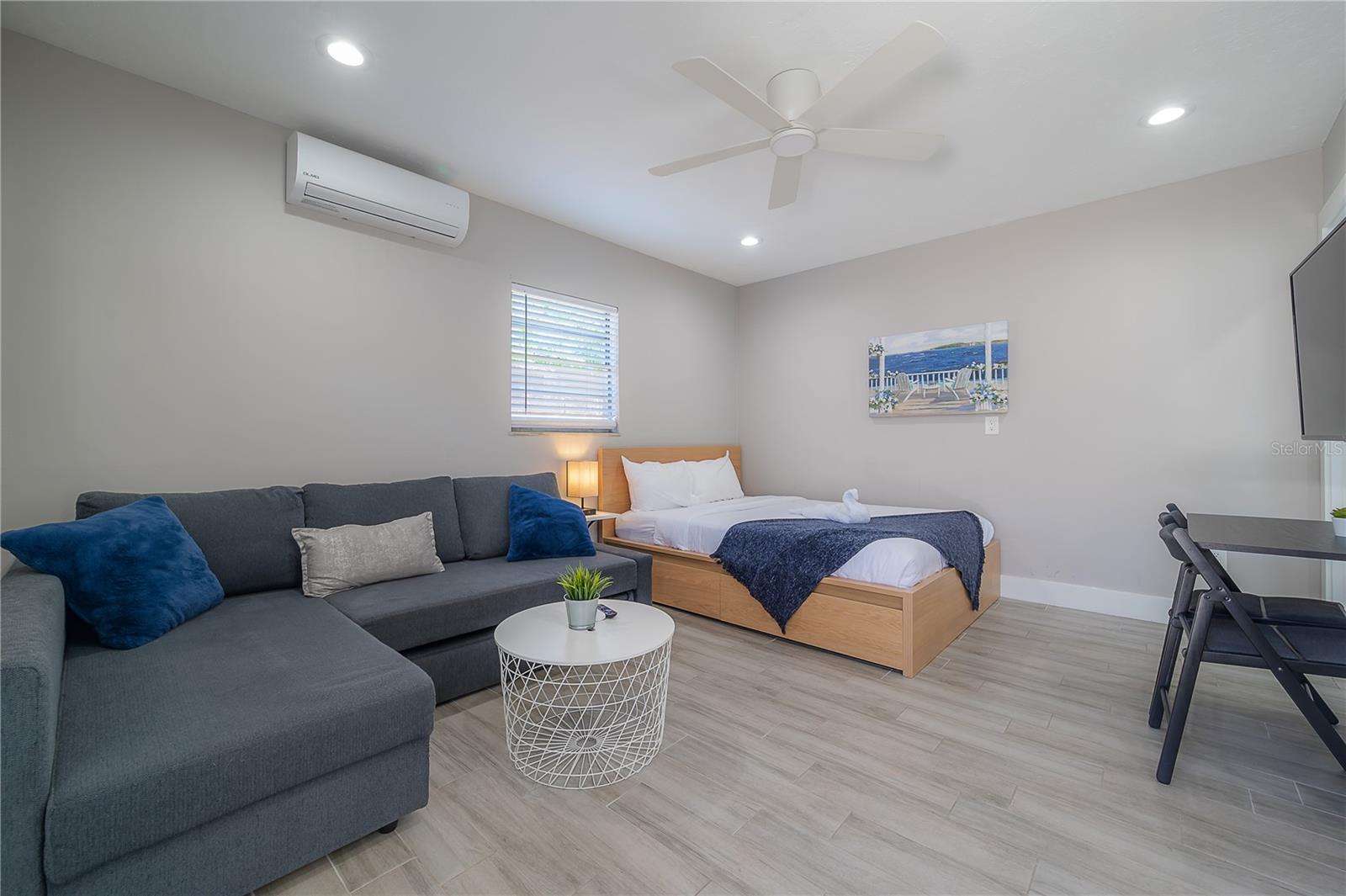 2916 W Collins St Property Photo 47