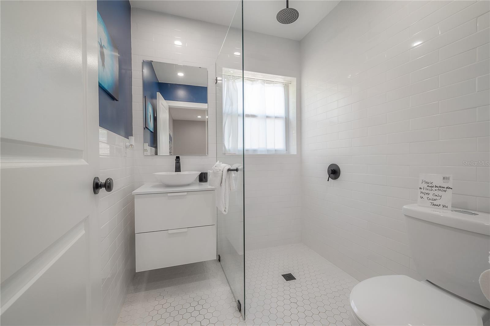 2916 W Collins St Property Photo 49