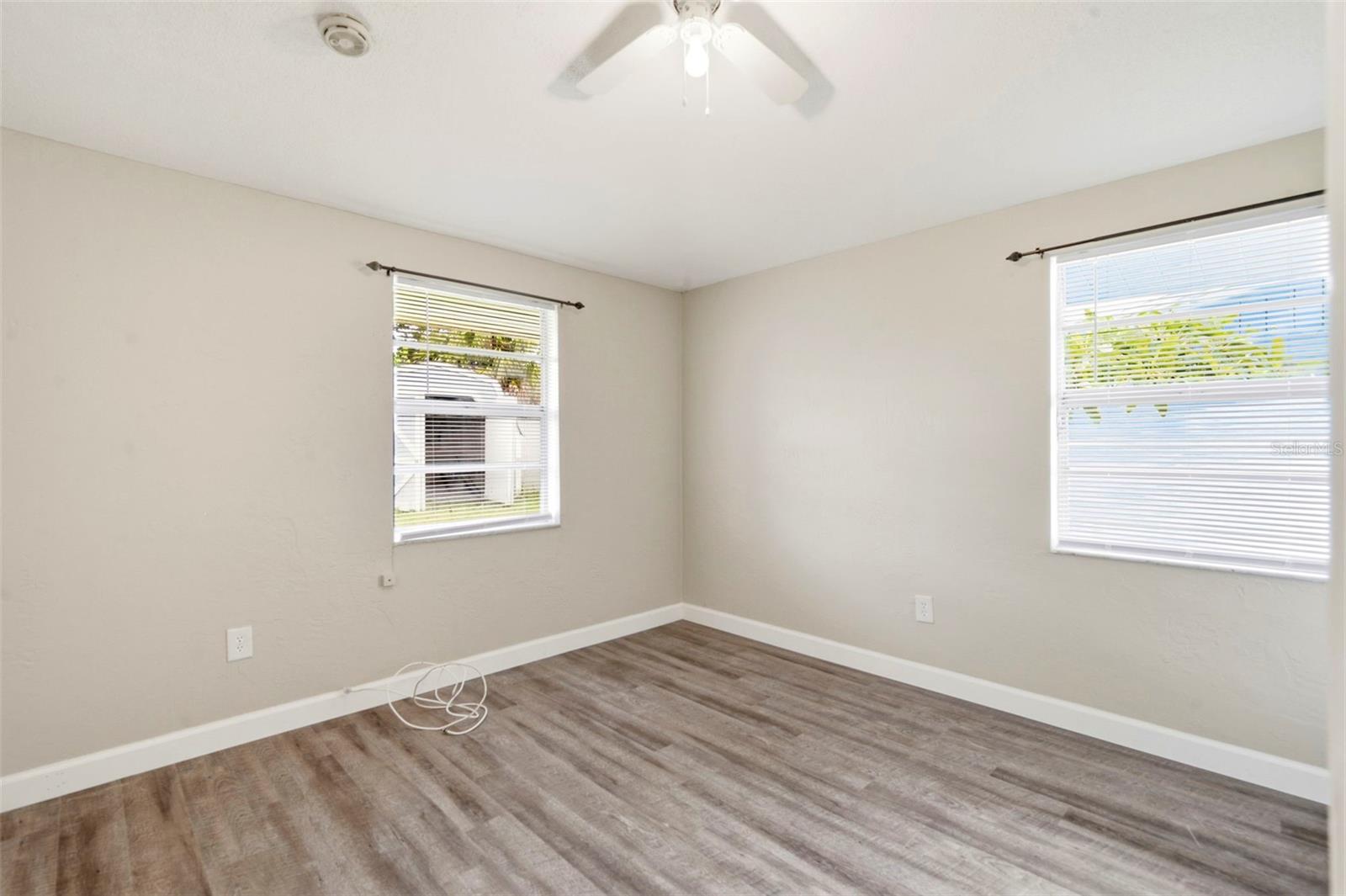 1680 Pinehurst Rd Property Photo 9