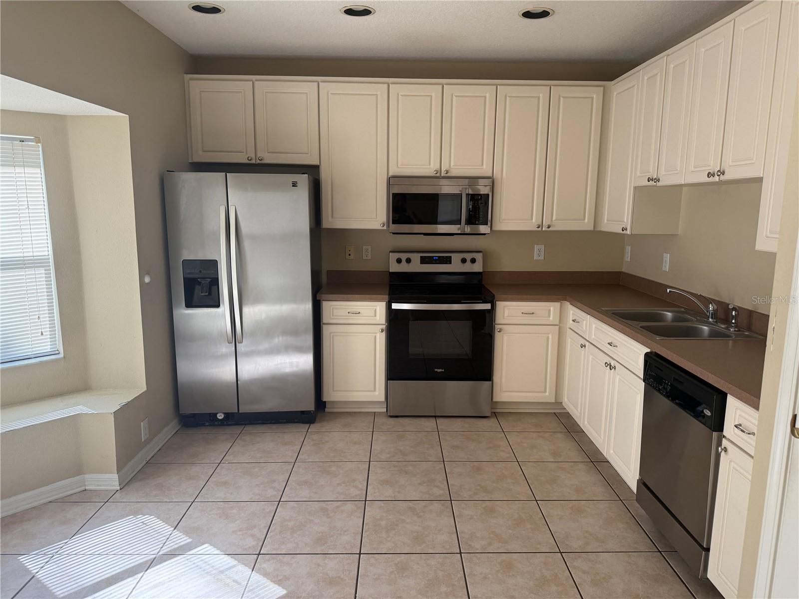 6509 Bridgecrest Dr Property Photo 4