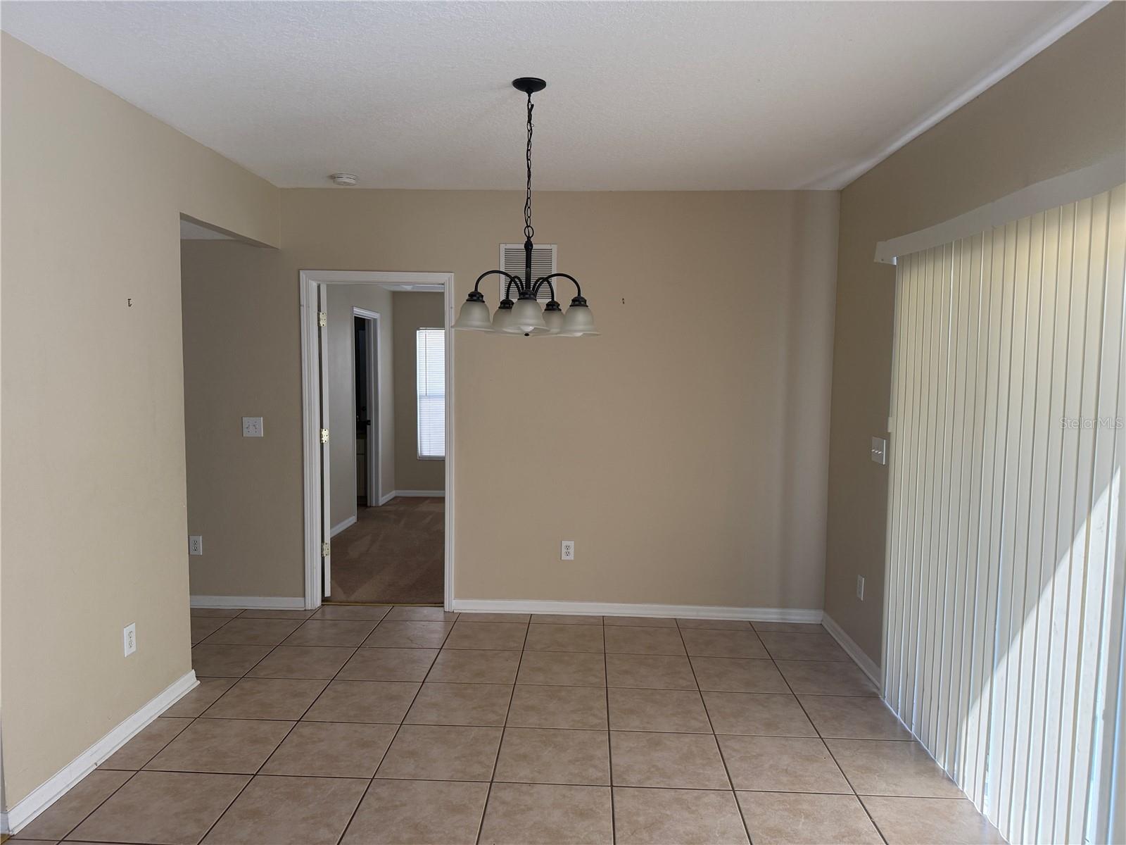 6509 Bridgecrest Dr Property Photo 5