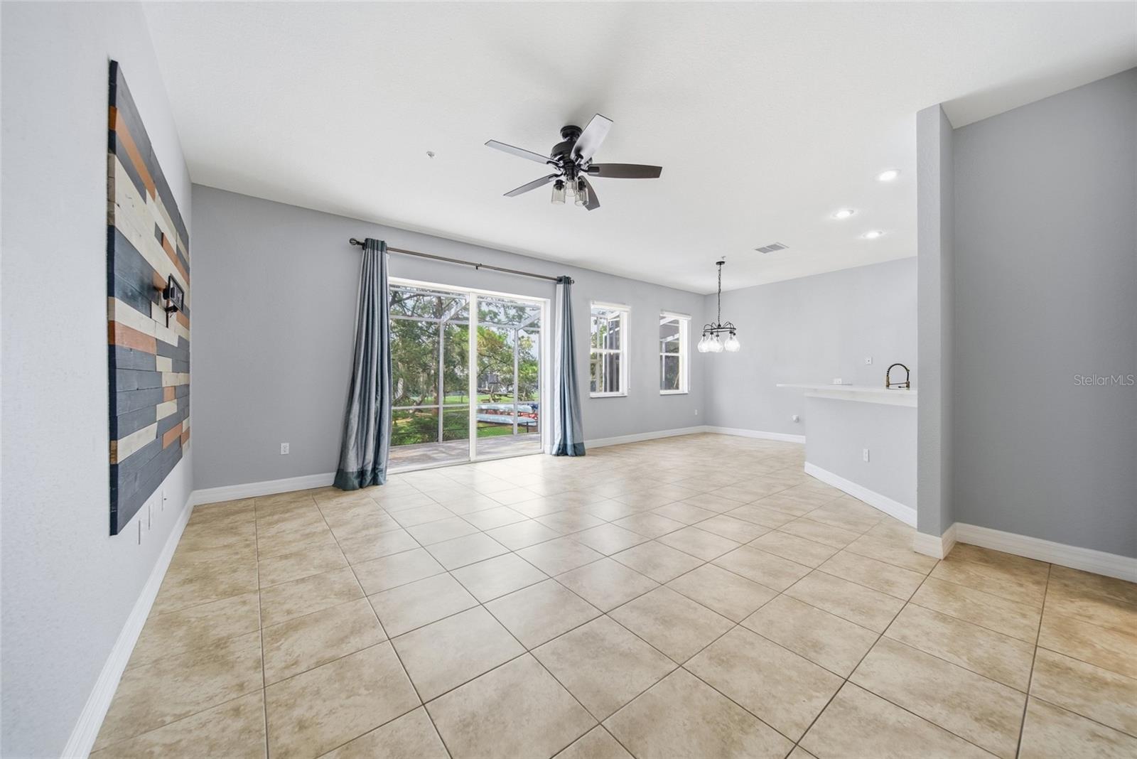 515 Villa Treviso Ct Property Photo 5