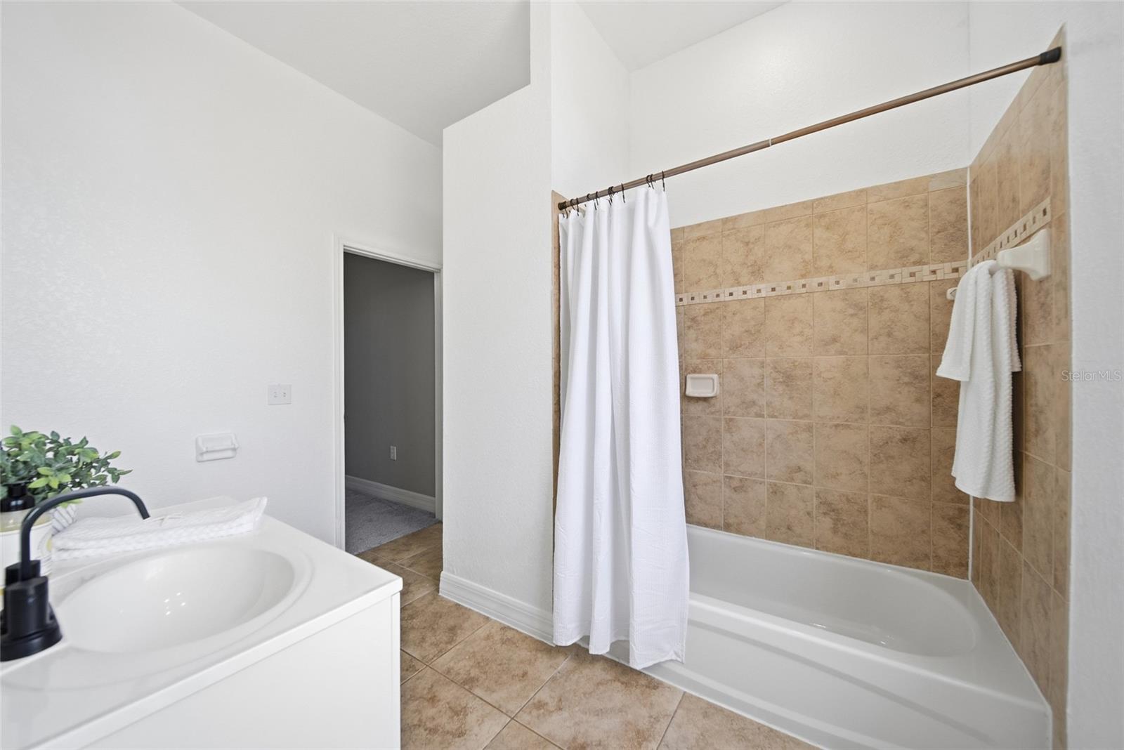 515 Villa Treviso Ct Property Photo 17