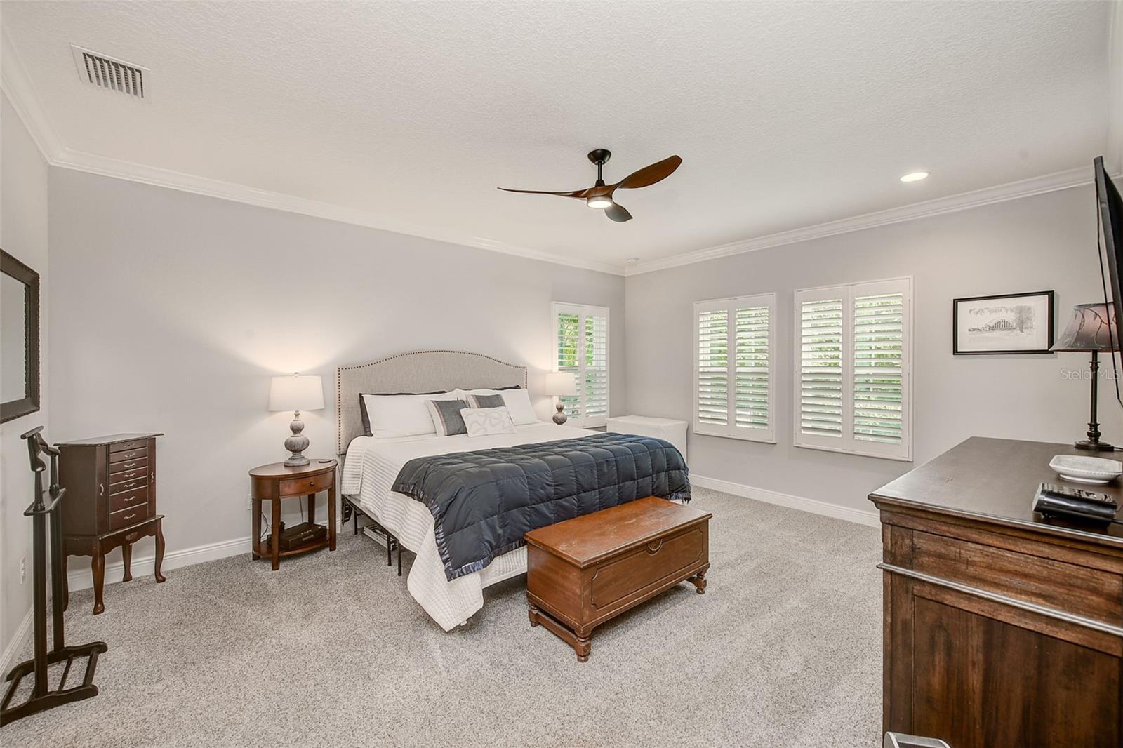 6916 Neopolitan Ct Property Photo 17