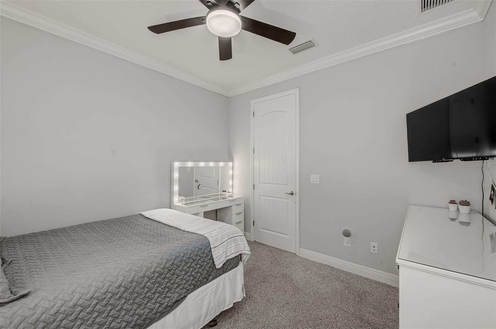 6916 Neopolitan Ct Property Photo 30