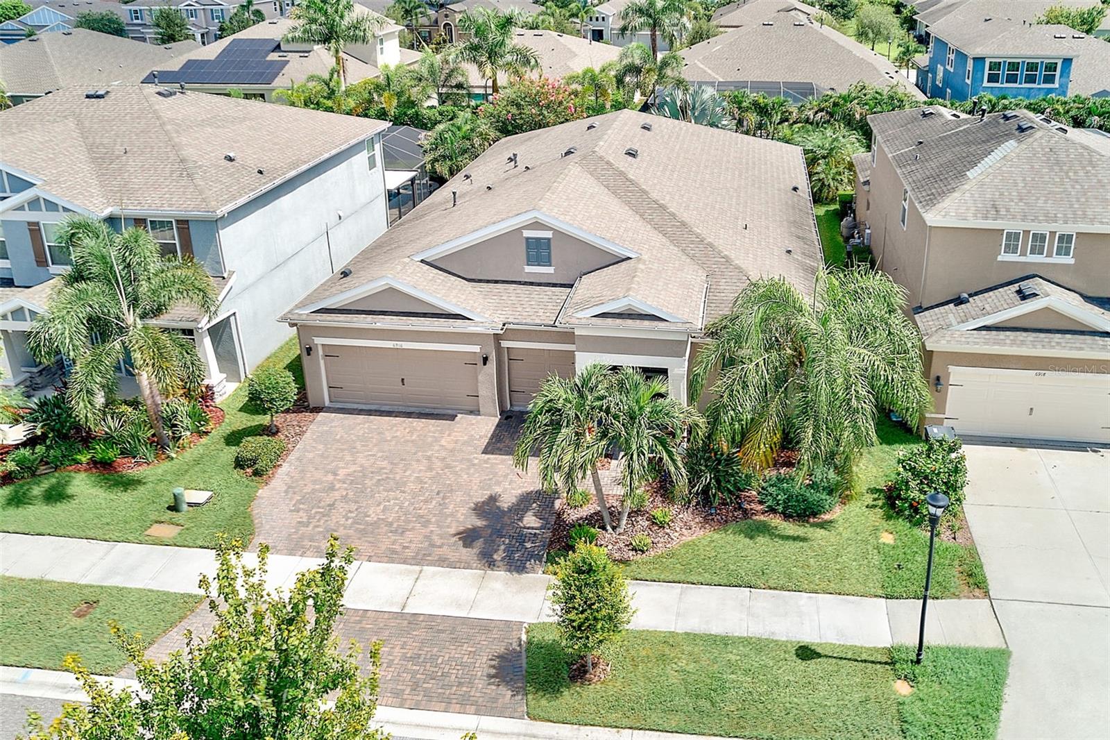 6916 Neopolitan Ct Property Photo 44
