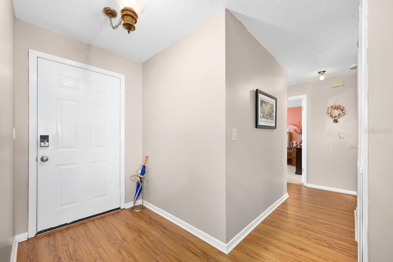 311 Acacia Dr Property Photo 6