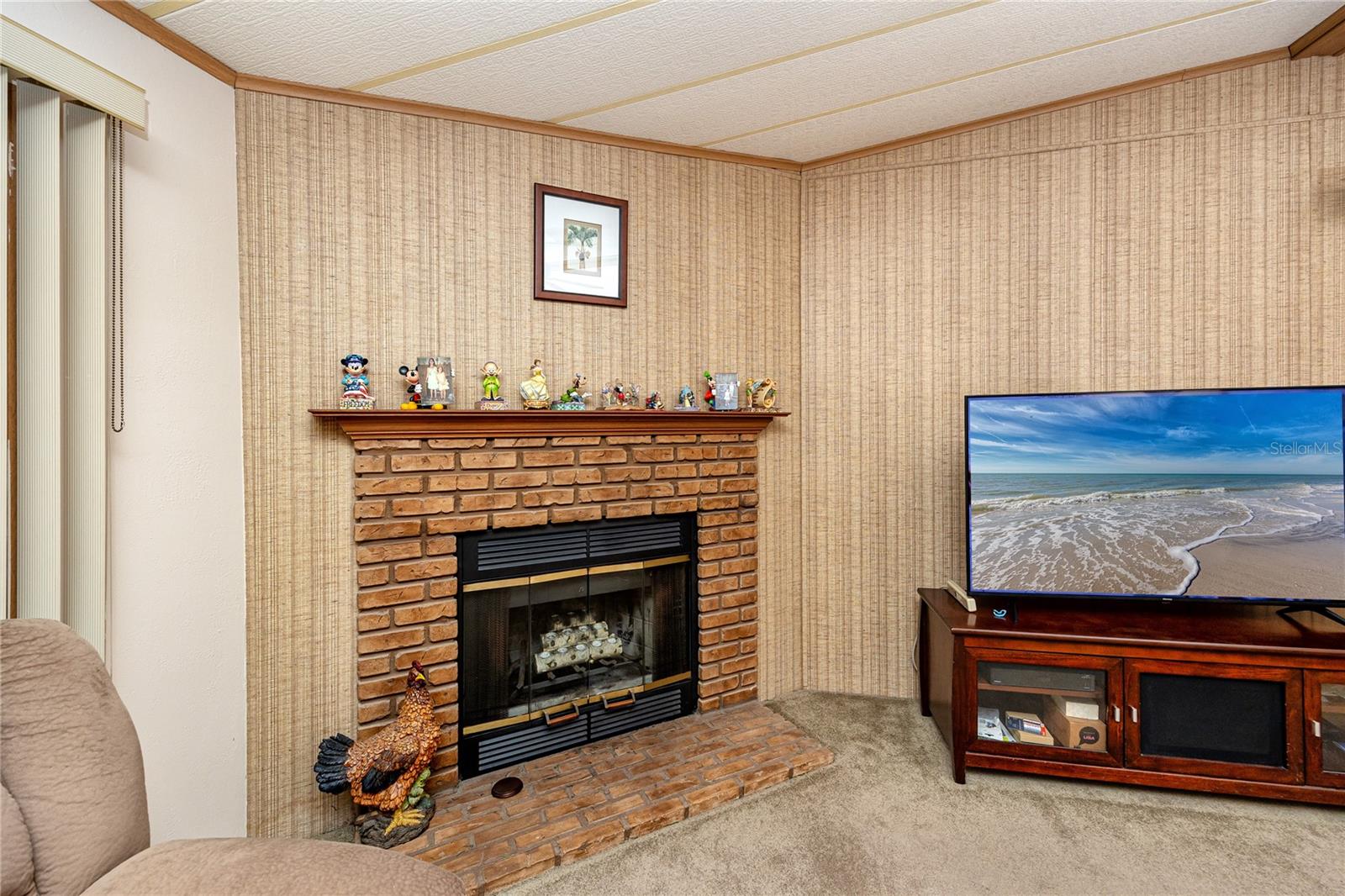 6821 Americana Dr Ne #106 Property Photo 7