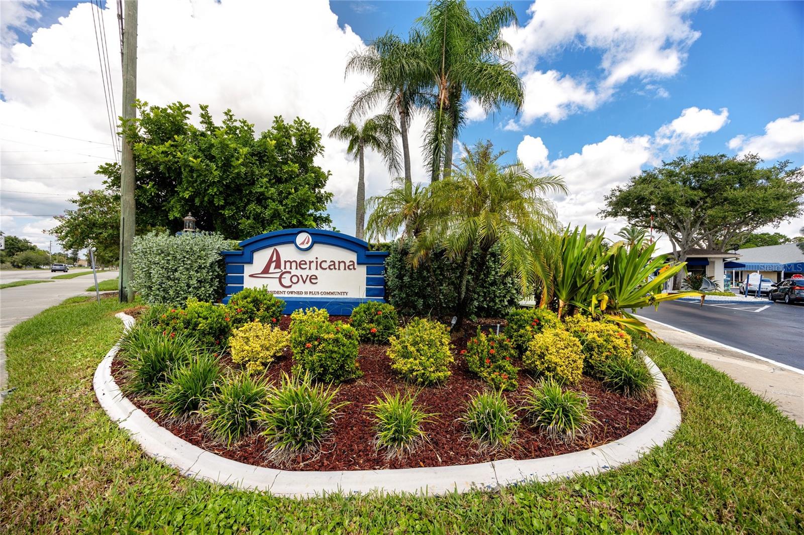 6821 Americana Dr Ne #106 Property Photo 32
