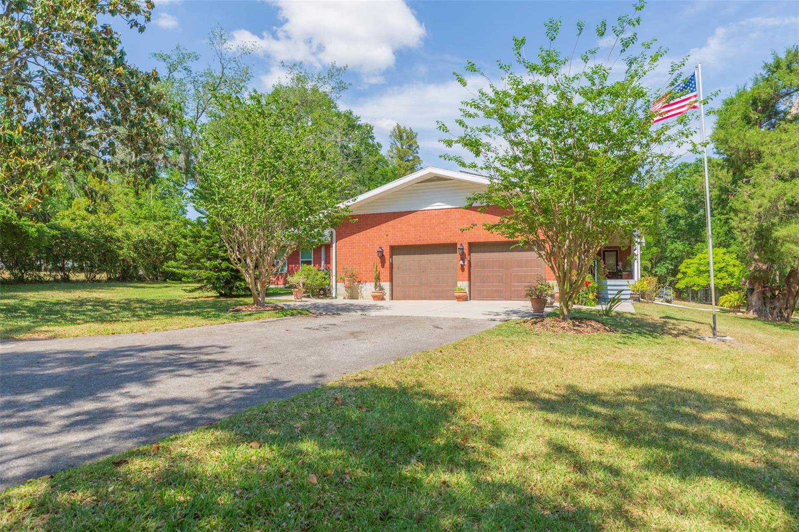34211 Blanton Rd Property Photo 2