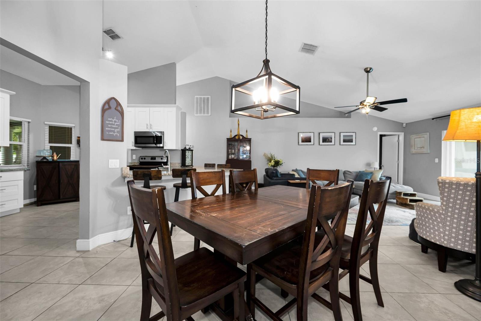 11916 Snapdragon Rd Property Photo 11