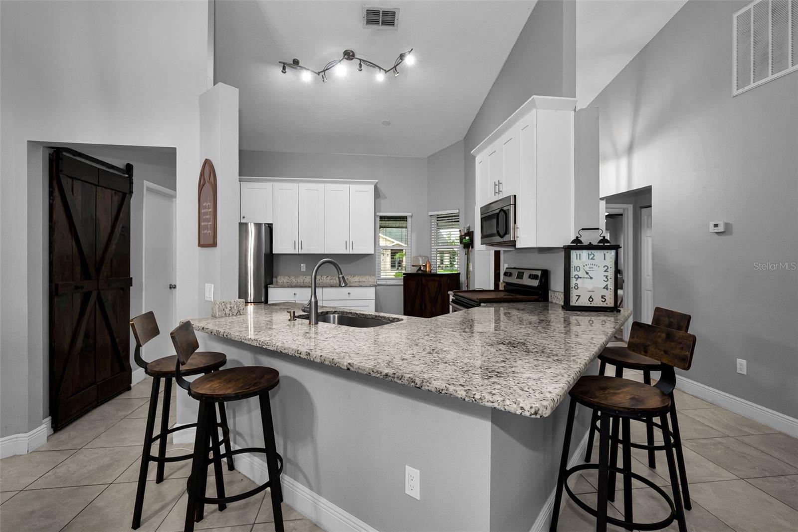 11916 Snapdragon Rd Property Photo 13