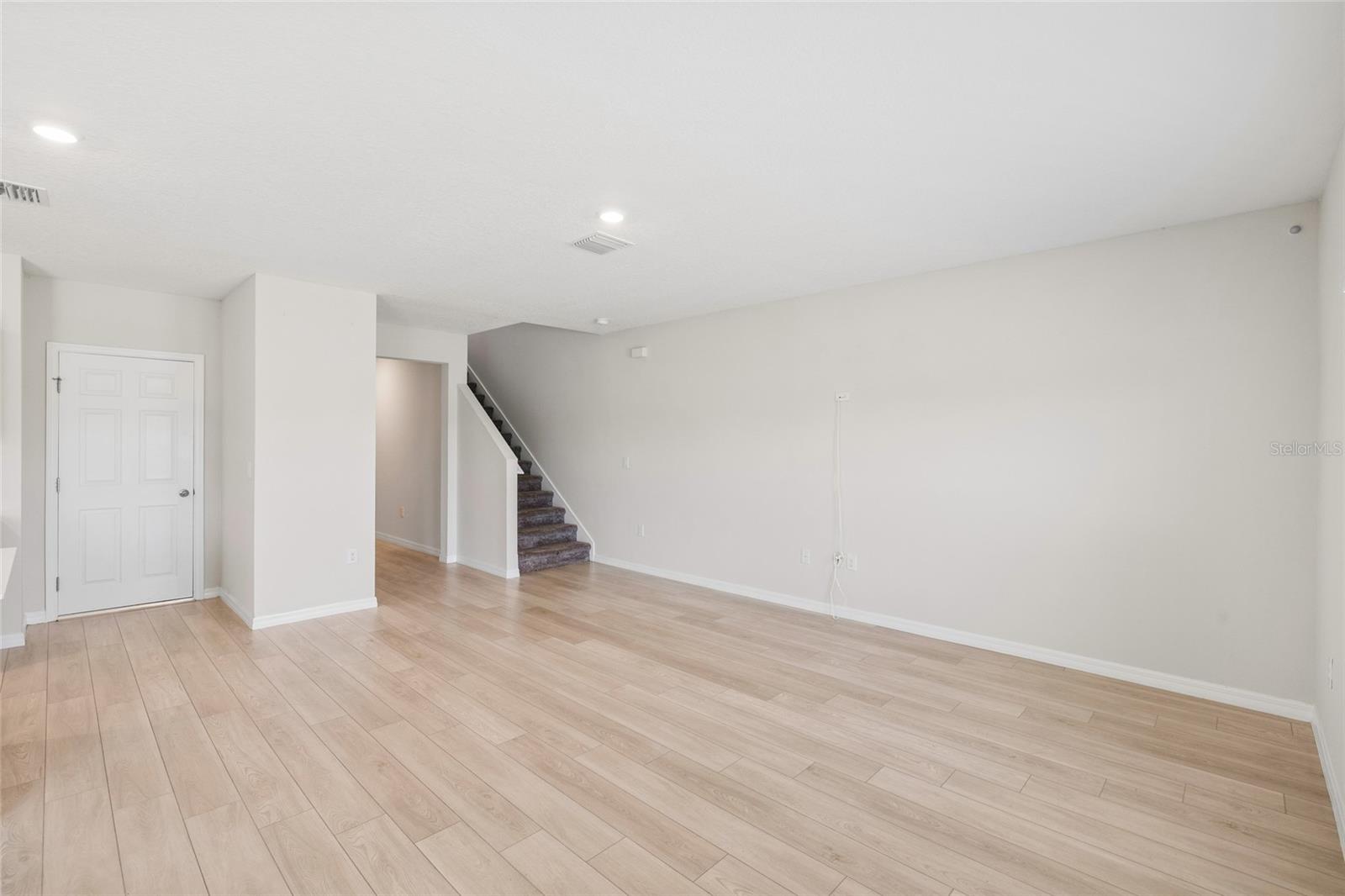 14886 Summer Branch Dr Property Photo 14