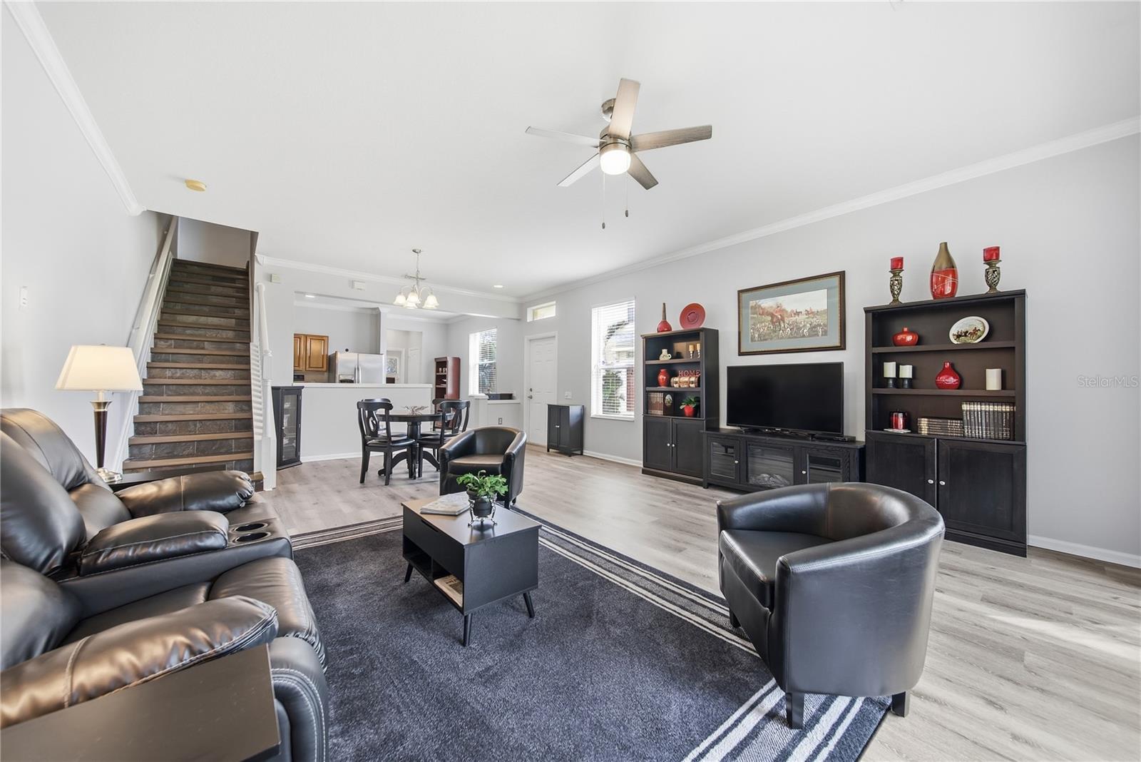 2528 Glenrise Pl Property Photo 4