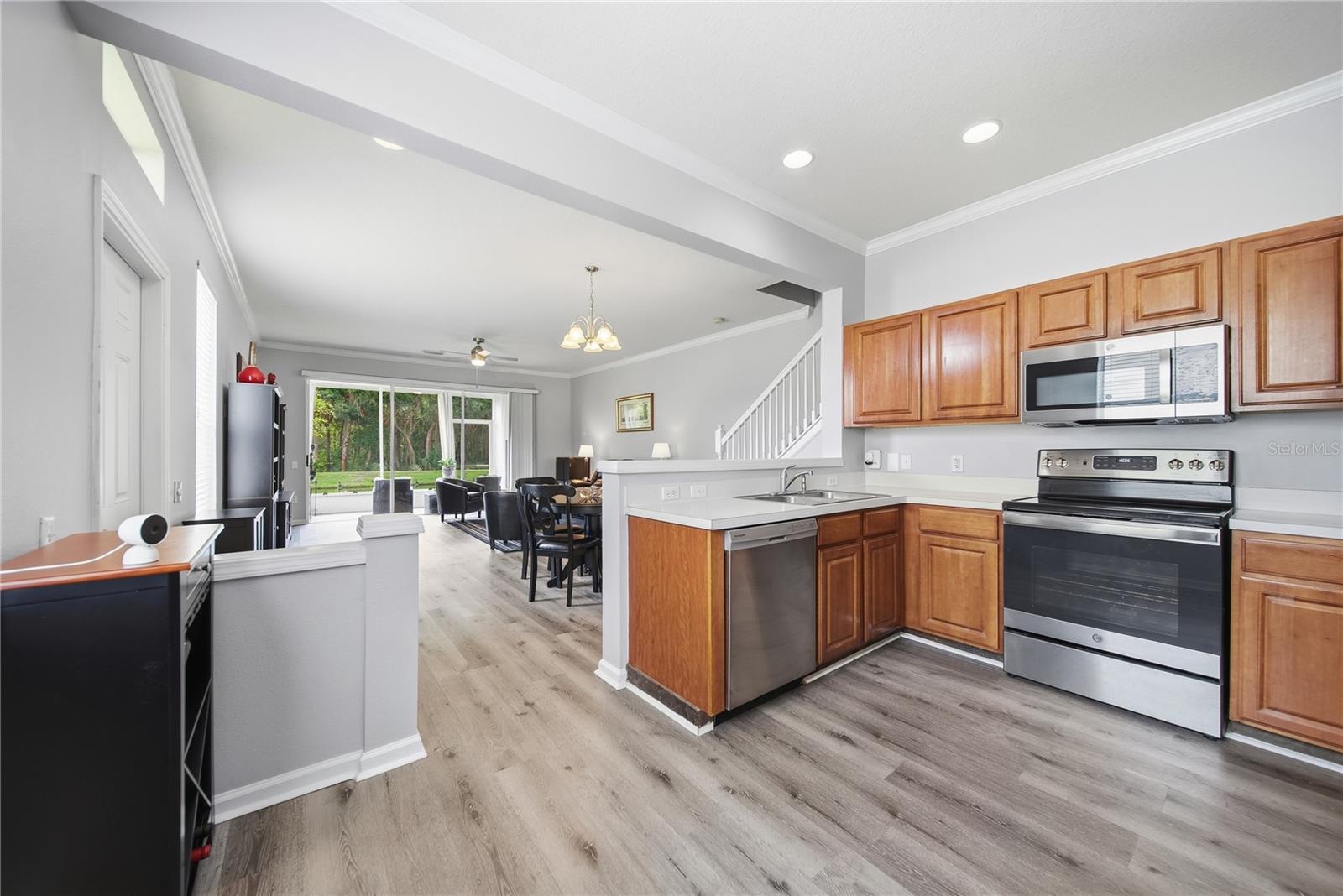 2528 Glenrise Pl Property Photo 9